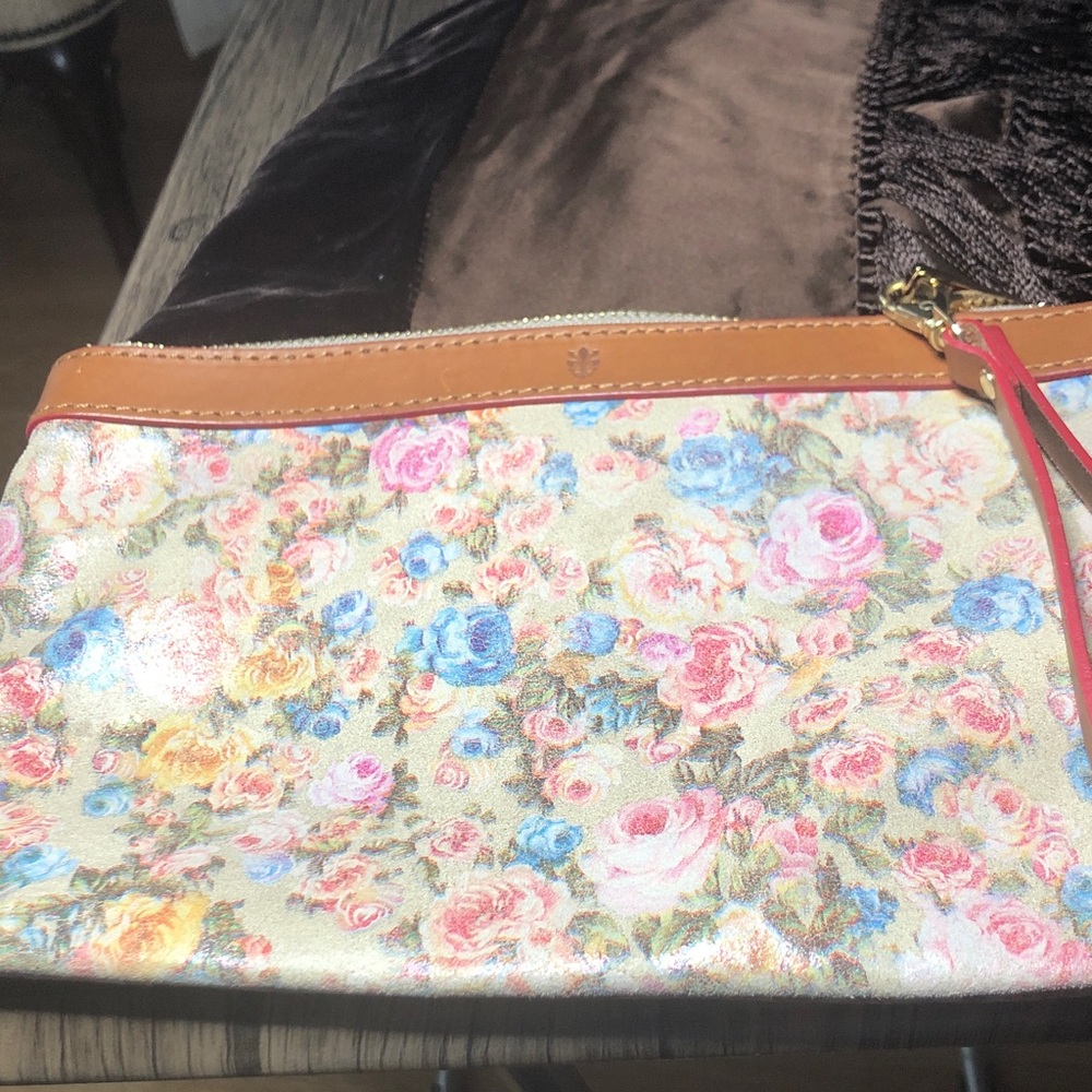 Floral Print Wristlet Clutch with Tan Trim